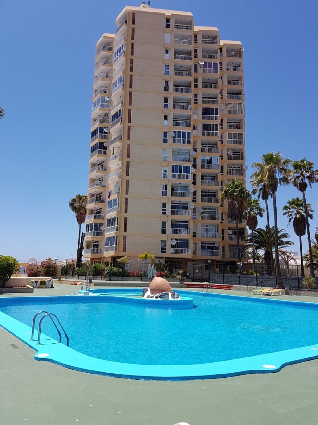 Holidays In Playa De Las Americas อาโรนา ภายนอก รูปภาพ